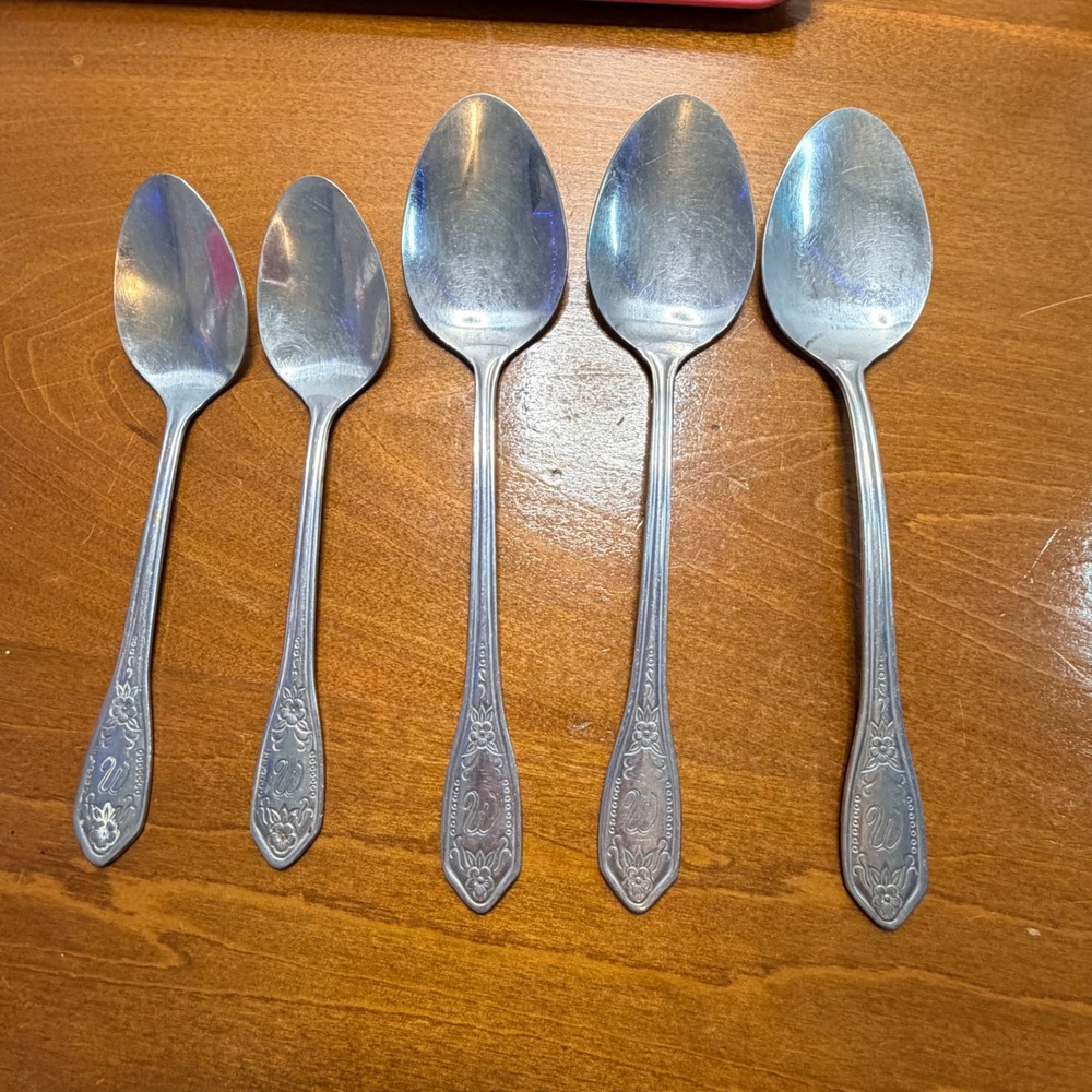 Customcraft Stainless Taiwan Monogram W Floral 5 Piece Spoon Set 2 Tea 3 Table